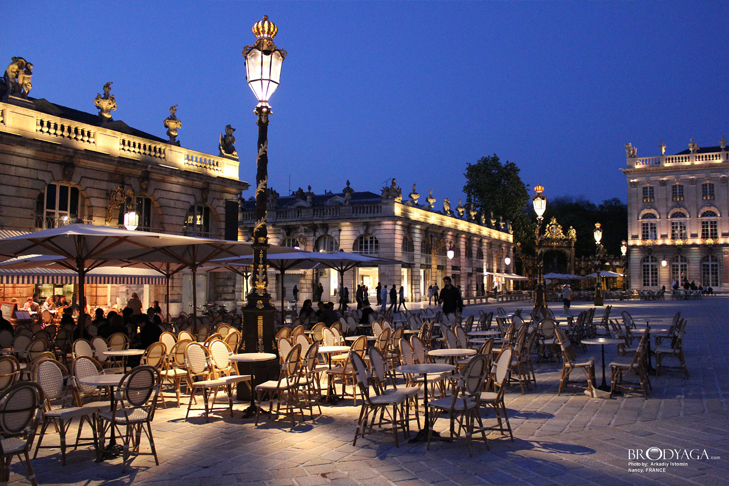 Place Stanislas by night